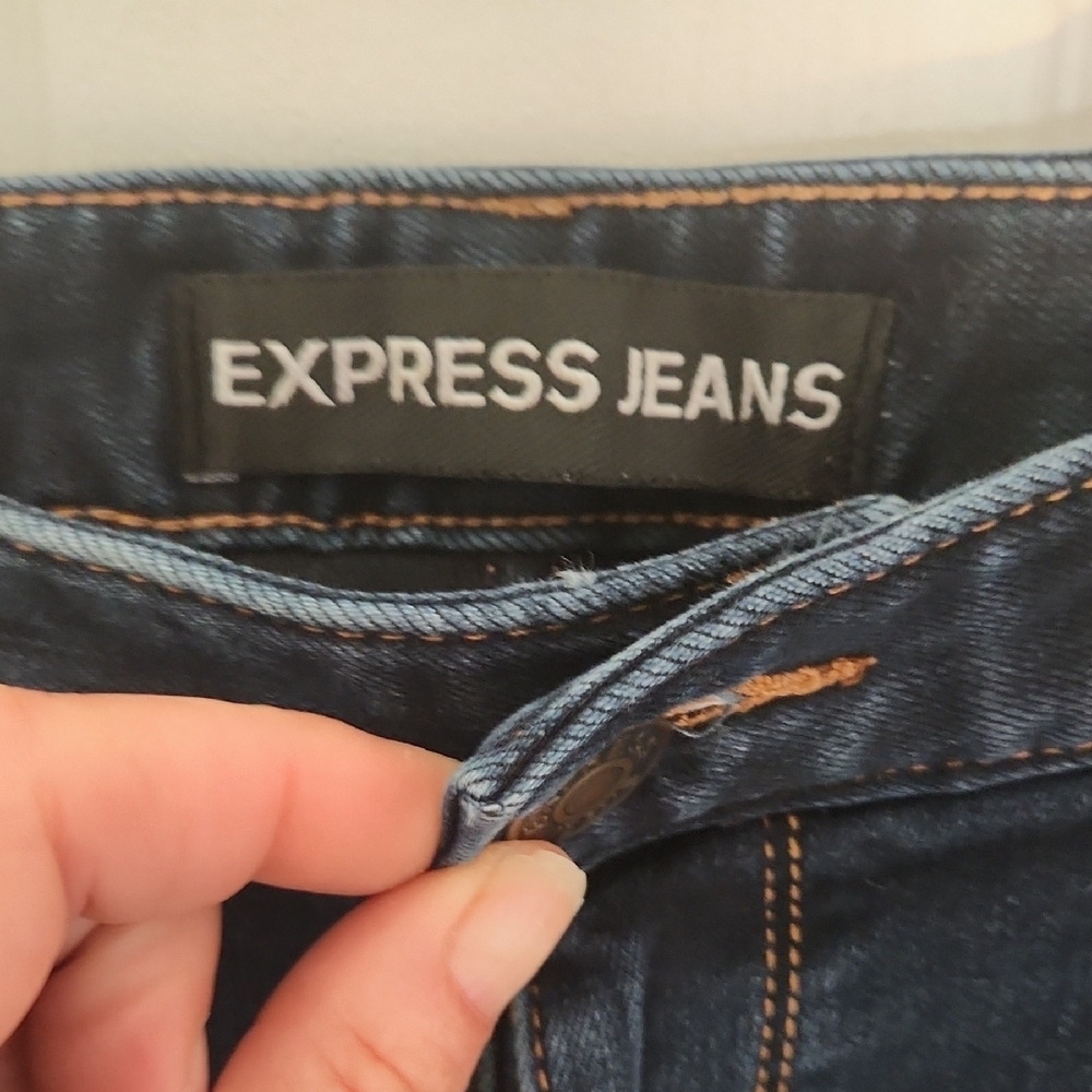 Express Super Skinny Lowrise Jeans - Picture 2 of 5